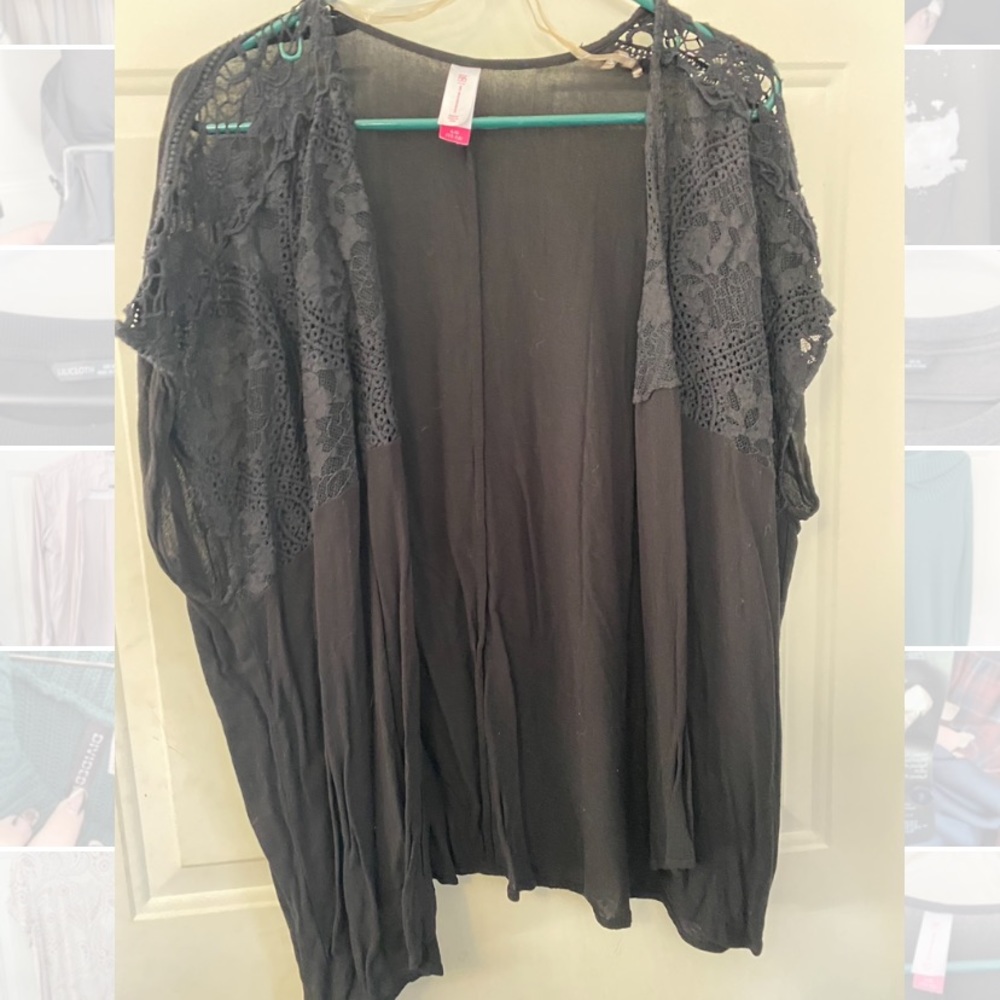 No boundaries lace shawl short sleeve